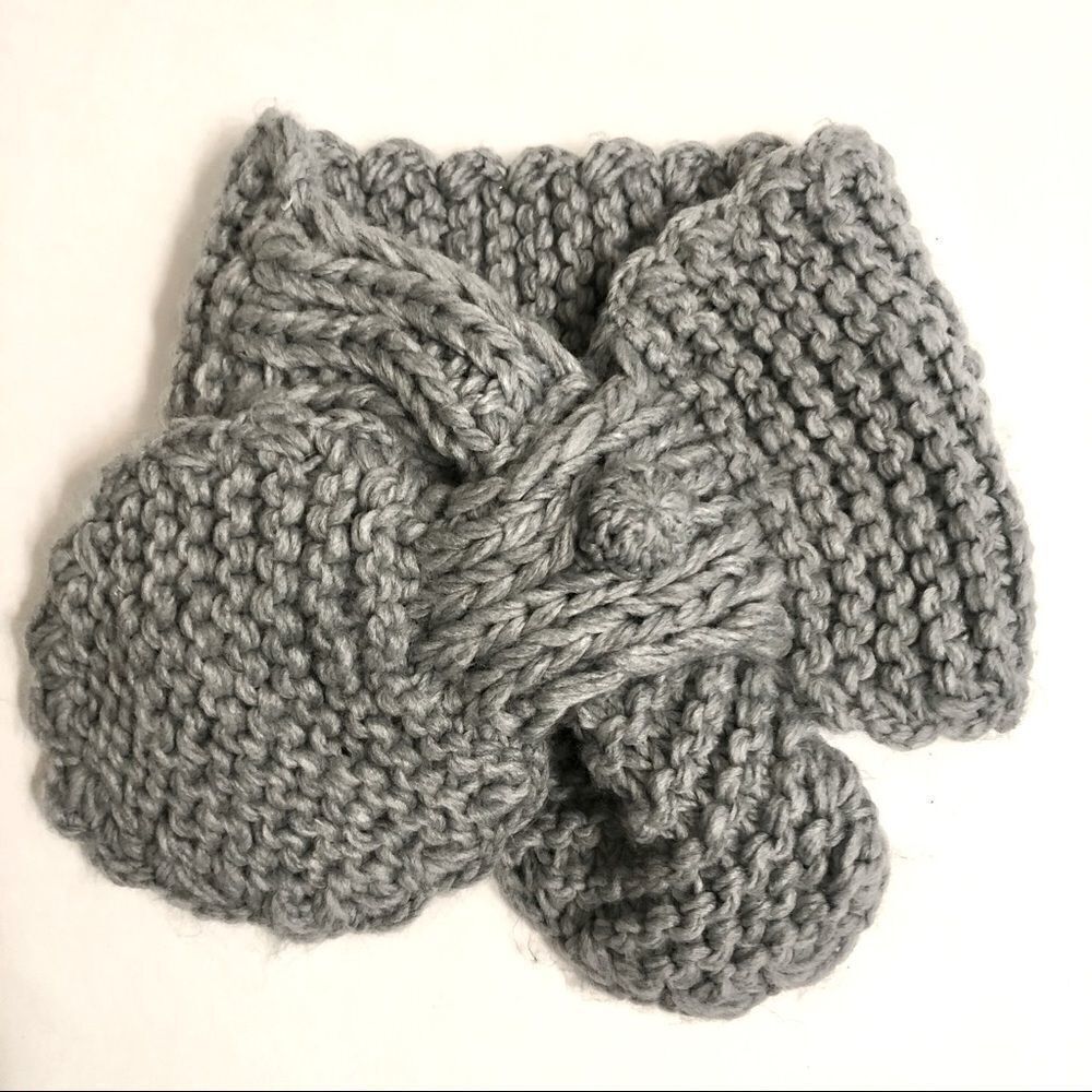 Gray Cable Knit Headband hat adjustable single button